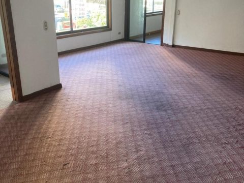 Local Comercial Arriendo en Puerto Montt — Se Arrienda Propiedad 9 Oficinas En Centro De Puerto Montt