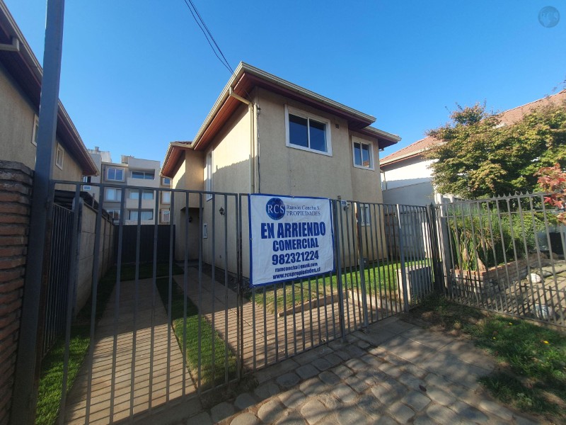 En Arriendo Amplia Casa En Solar Del Parque