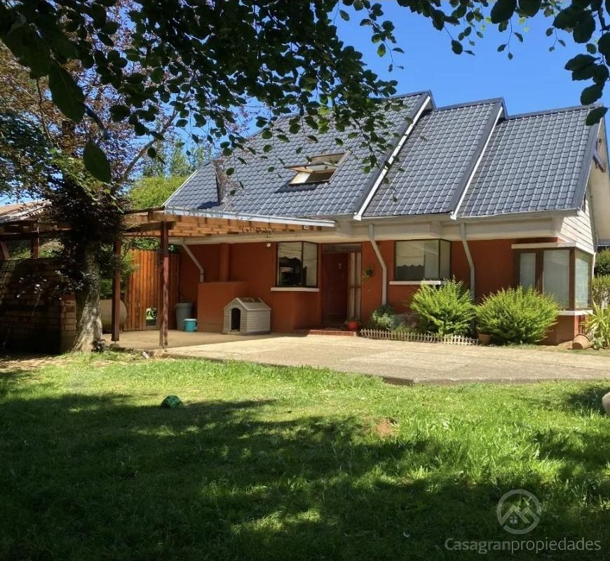 Hermosa Casa Sector Bosque De Valdivia