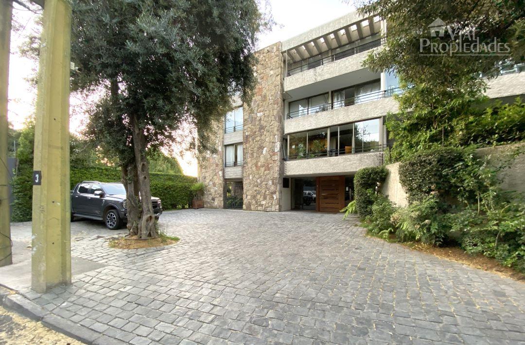 Santa Blanca Con Fernandez Vial