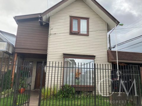 Casa Venta en Puerto Montt — Se Vende Casa En Plena Av. Maximiliano Uribe Altamente Comercial En Puerto Montt,