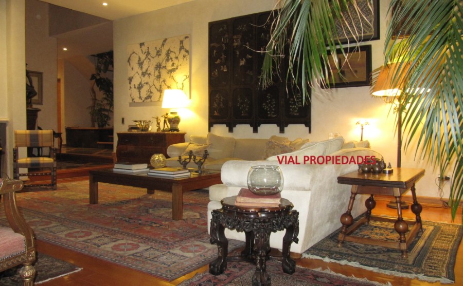 Los Trapenses / El Golf De Manquehue