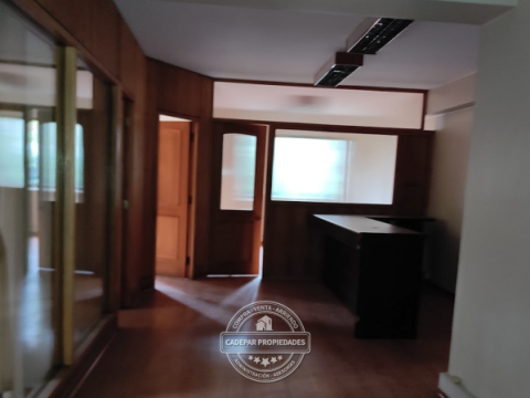 Local Comercial Venta en Providencia — Vende Oficina 204 En Providencia