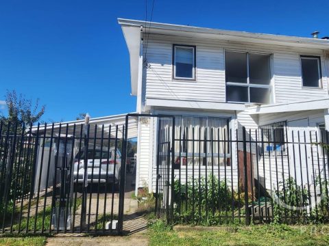 Casa Venta en Valdivia — Amplia Propiedad En Sector Regional