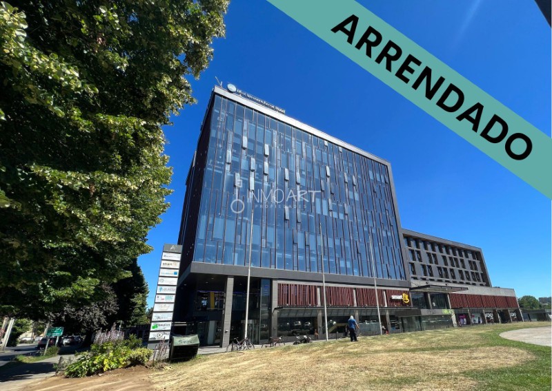 Arrendada Oficina En Edificio Paseo Las Artes