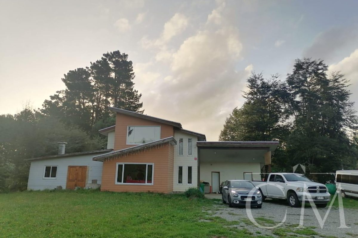 Se Vende Amplia Casa En Salida Norte Valdivia