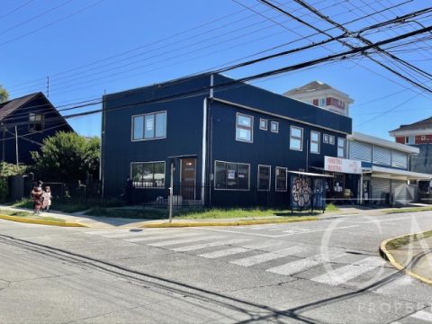 Local Comercial Venta en Valdivia — Local En Excelente Ubicacion En Isla Teja