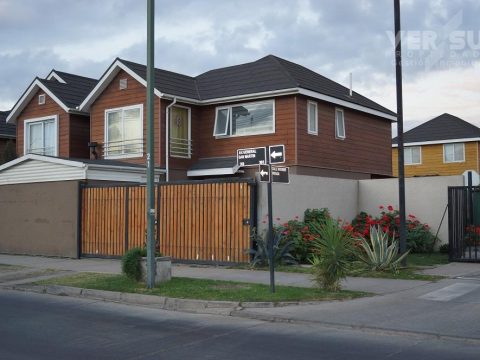 Casa Arriendo en Lampa — Arriendo Maravillosa Casa Microbarrio De Lampa