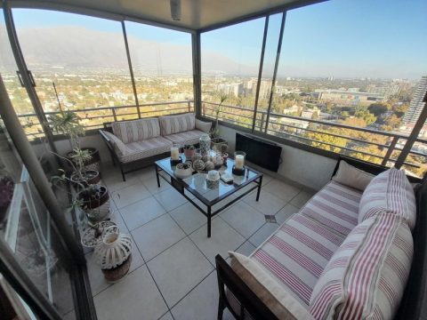 Departamento Venta en Ñuñoa — Venta De Amplio E Impecable Depto. Jose Pedro Alessandri, Ñuñoa 3D 3B