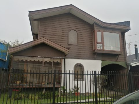 Casa Venta en Puerto Montt — Casa 2 Pisos Av. Crucero