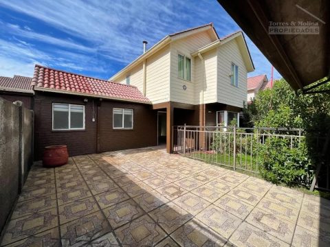 Casa Arriendo en Lampa — Amplia Y Acogedora Casa Familiar, Microbarrio