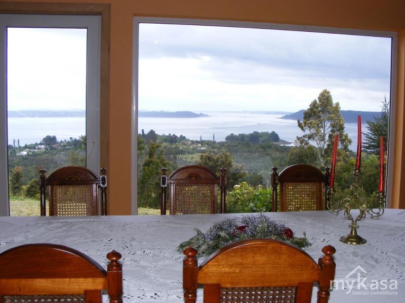 Gran Casa Con Linda Vista.