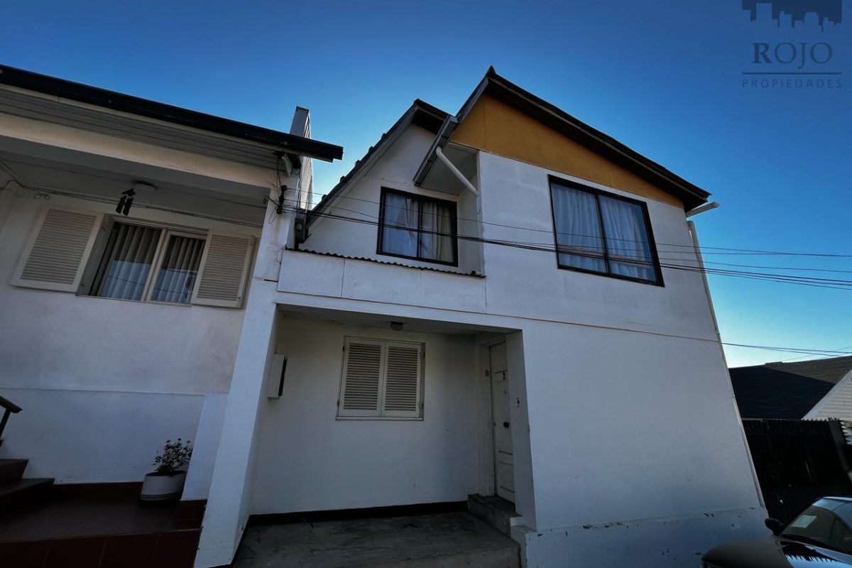 Viña, Recreo, 2 Casas 7 Dormitorios, 3 Baños, A Remodelar