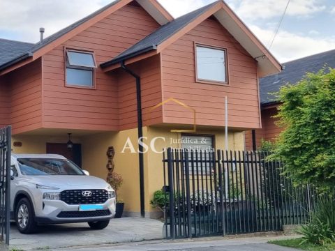 Casa Venta en Los Ángeles — Lomas Del Bosque