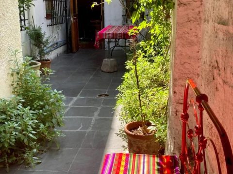 Casa Venta en Providencia — Acogedora Casa Restaurada, Estudio De Grabación