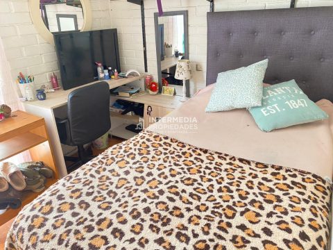 Casa Venta en Puente Alto — Hermosa Casa 1 Piso Con Gran Patio Y Ubicación Privilegiada.