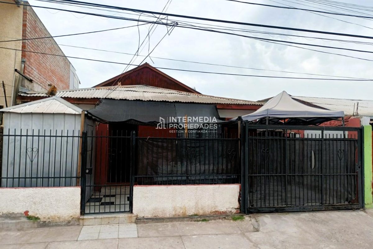 Casa Con Patio De 162Mt2. La Florida, Cercana A Metros.