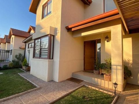 Casa Arriendo en Machalí — Arriendo Casa Polo Machalí