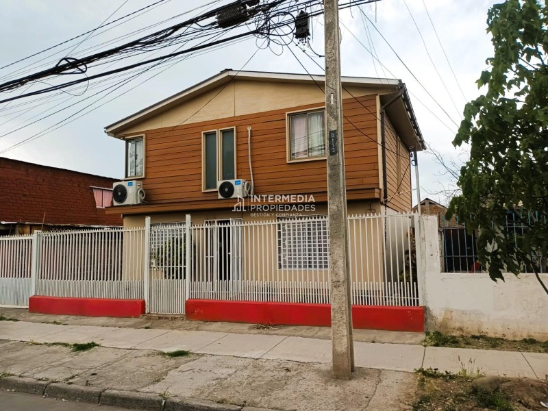 Â¡Oportunidad Ãšnica! Dos Casas En Gran Terreno De 400 Mâ² En El Bosque.