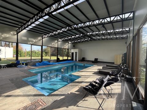 Casa Venta en Valdivia — Amplia Y Hermosa Casa En Condominio