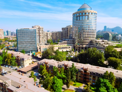 Departamento Venta en Las Condes — Penthouse Parque Arauco. Vista Despejada.