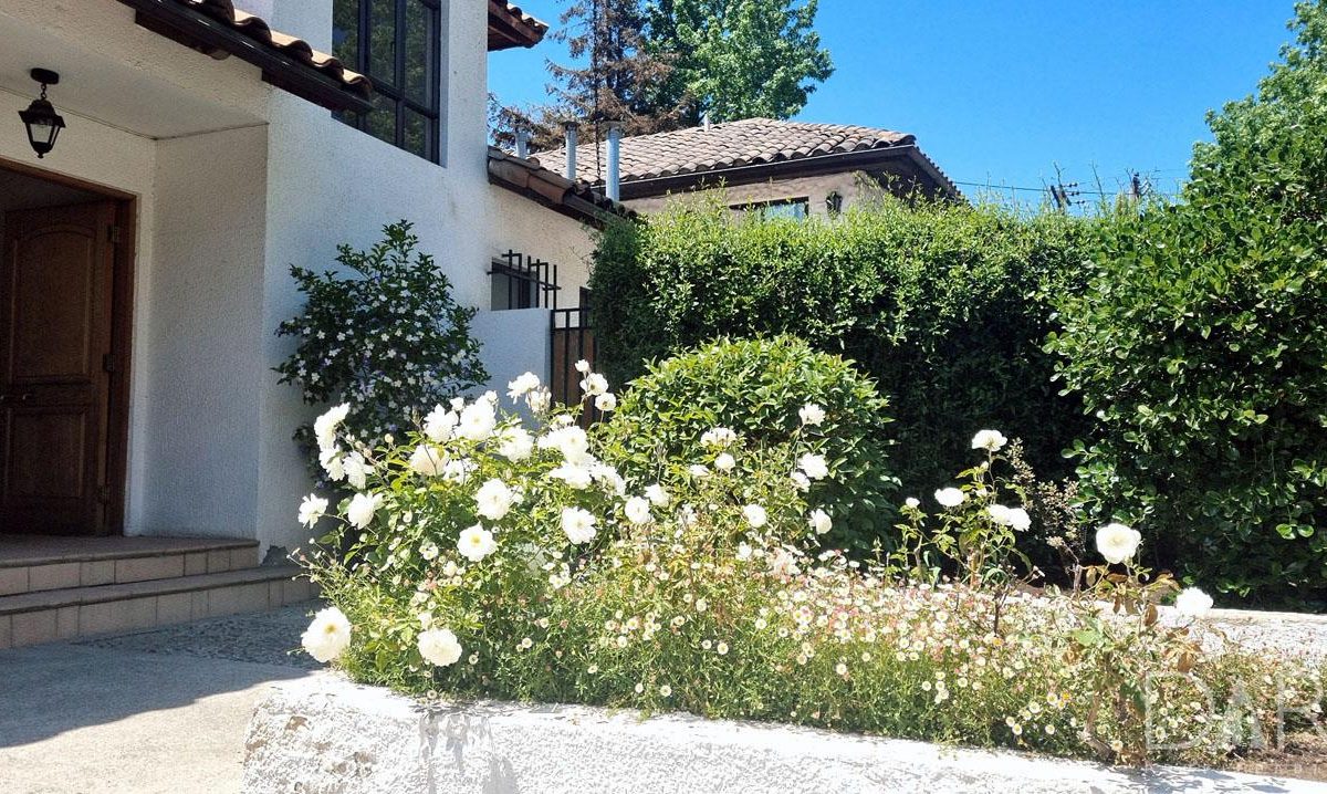 Casa De 2 Pisos En Venta Sector Los Saldes