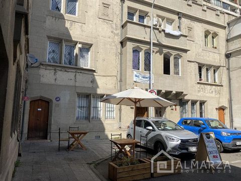 Casa Venta en Santiago — Hermosa Casa Estilo Art. Deco.