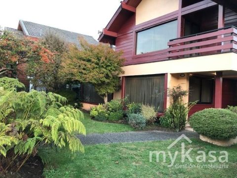 Casa Venta en Puerto Montt — Casa En Condominio, 4D.4B.