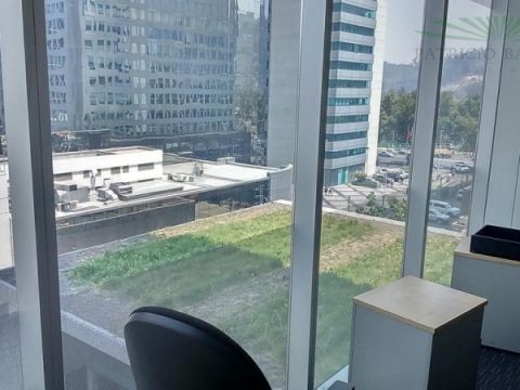Oficina Arriendo en Vitacura — Oficina – Av. Vitacura / Metro Tobalaba