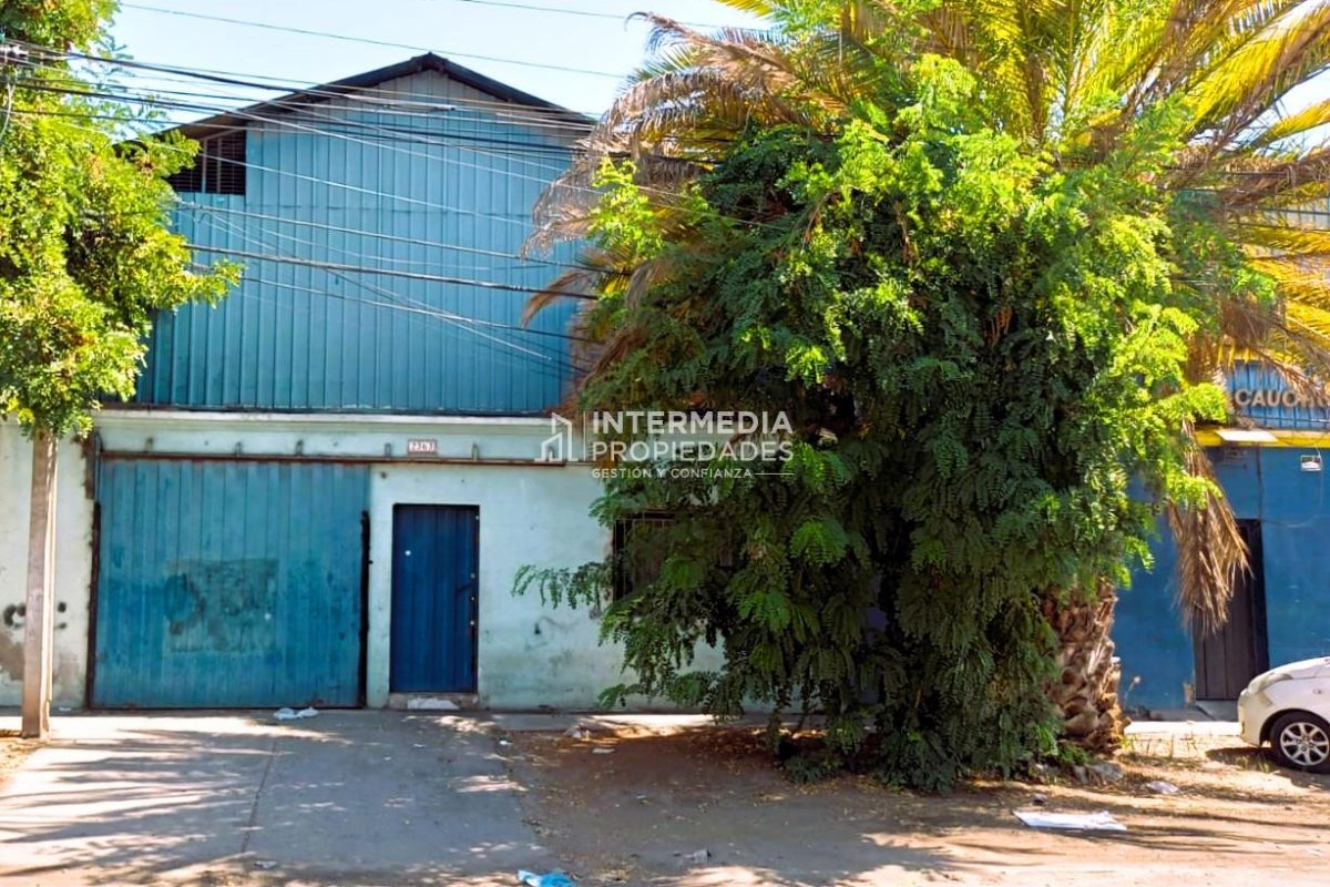 San JoaquãN: Vendo Galpã“N Con Bodega Y Oficinas.