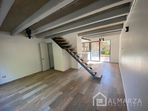 Casa Venta en Providencia — Linda Casa, Concepto Abierto, Condominio Cerrado