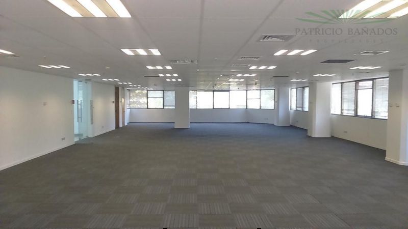 Oficina – Av. Apoquindo / Metro Tobalaba