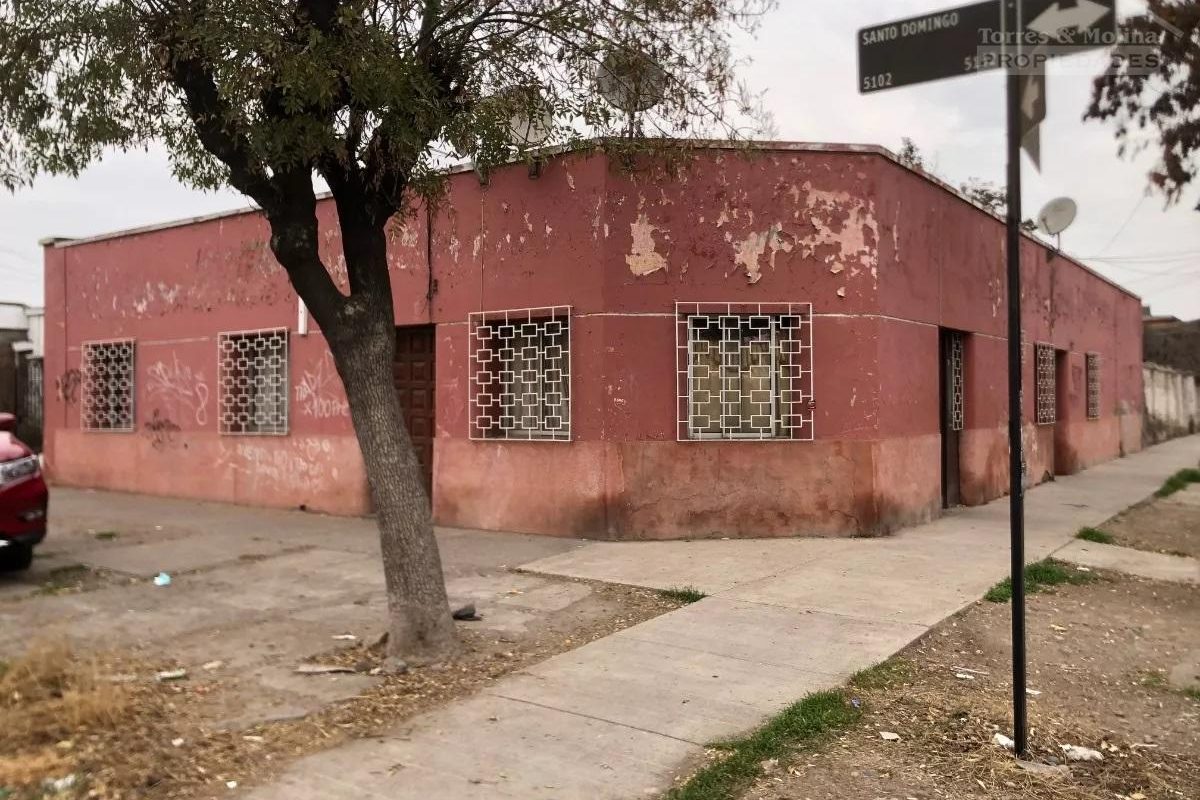 Gran Inversión, A Pasos Metro Blanqueado. 470 M2,