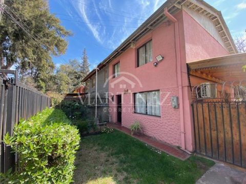 Casa Venta en Buin — Se Vende Casa Muy Acogedora En Sector Central De Buin