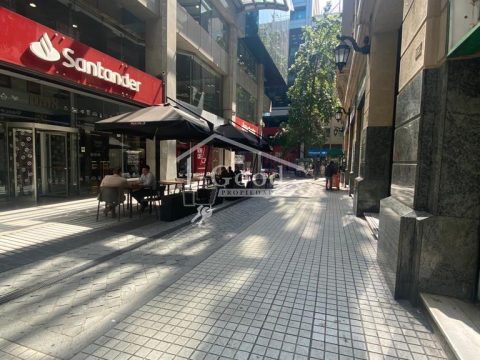 Departamento Arriendo en Santiago — Local Metro Universidad De Chile