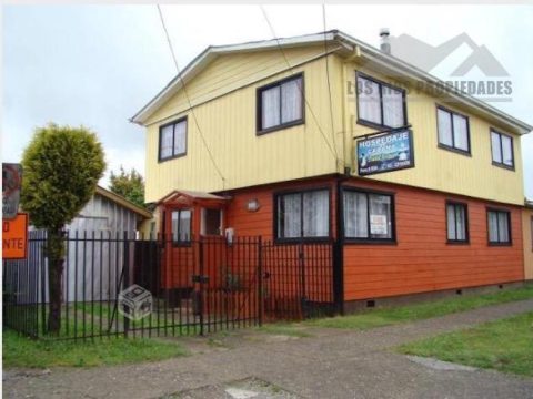 Casa Venta en Valdivia — Casa Hospedaje A Puertas Cerradas