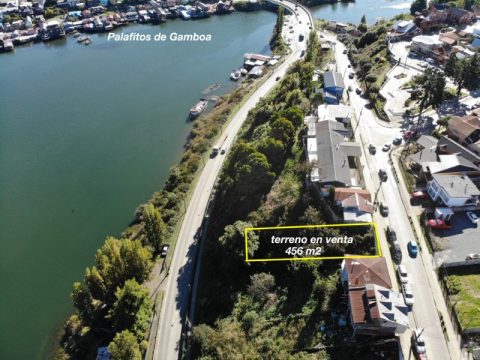 Terreno Venta en Castro — Con Vista Al Mar Sitio Urbano De 456 M2, En El Centro De Castro.