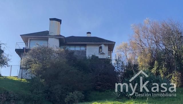 Amplia Casa En Pelluco Para Uso Comercial