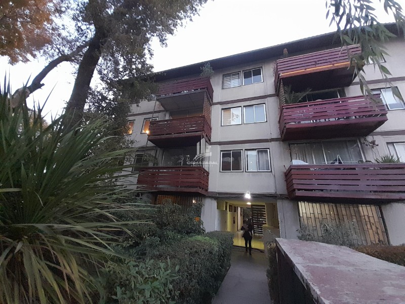 Arriendo Acogedor Depto. En Lynch Norte, La Reina, 2D 1B