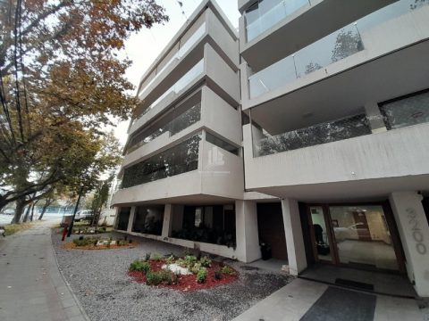 Departamento Venta en Ñuñoa — Venta Funcional Y Amplio Depto.duplex En Ricardo Lyon 3.200, Ñuñoa