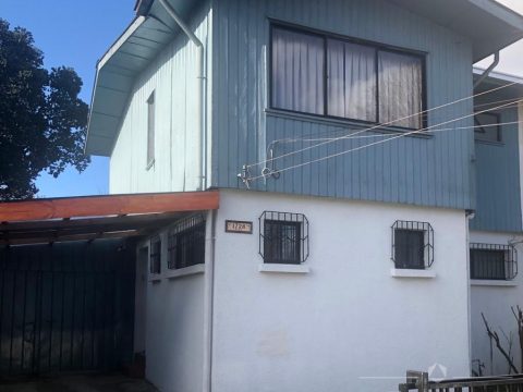 Casa Venta en Valdivia — Hermosa Propiedad En Sector Regional