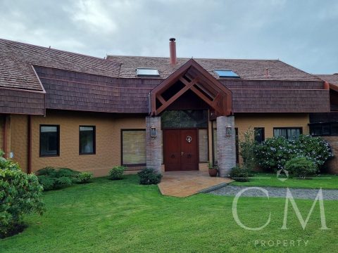 Casa Venta en Valdivia — Gran Casa En Condominio Privado