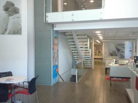 Local Comercial Venta en Las Condes — Local & Oficina – Av. Alonso De Córdova