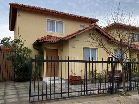 Casa Venta en Machalí — Vendo Casa Las Pircas Oriente Machalí