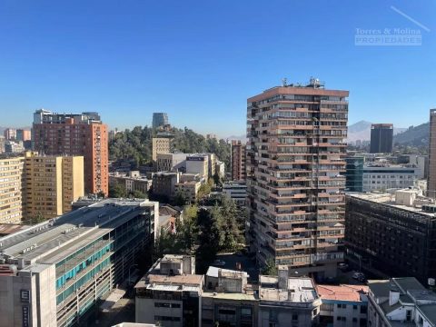 Departamento Arriendo en Santiago — Vista Despejada A Pasos Hospital Uc, 2 Dormitorios