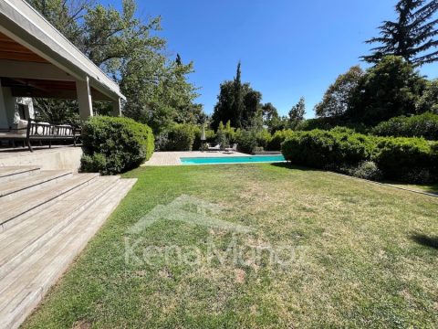 Casa Venta en Las Condes — Preciosa Casa Mediterranea, Los Dominicos Antiguo