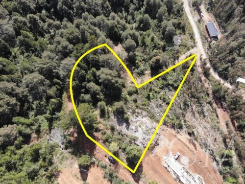 Loteo Venta en Valdivia — Hermosa Parcela En Piedra Blanca