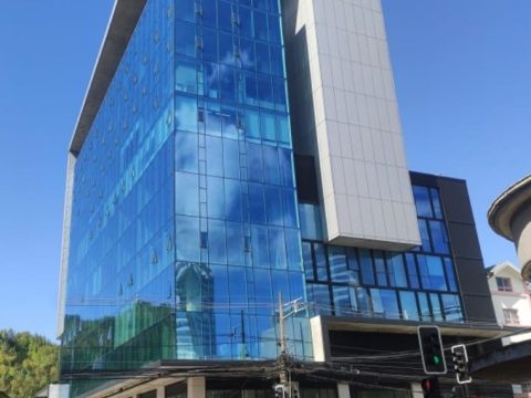 Oficina Arriendo en Puerto Montt — Oficina Nã‚Â° 1202 109 M2 Edificio Capital