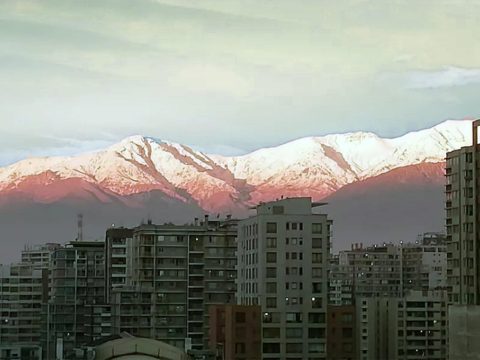 Departamento Arriendo en Santiago — Estilo Mariposa, Vista Despejada Al Oriente