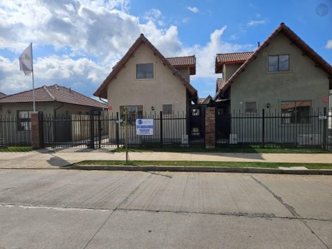 Casa Arriendo en Talca — En Arriendo Casa Nueva En Hacienda La Esmeralda